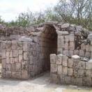 Surviving Tunnel Photo - Chichen Itza (Chi'ch'èen Ìitsha'), Chichen Itza, Mexico 
